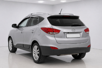 Hyundai IX-35 2010-2015 гг. Рейлинги на крышу OEM серые (алюминий, установка на клей) фото 3