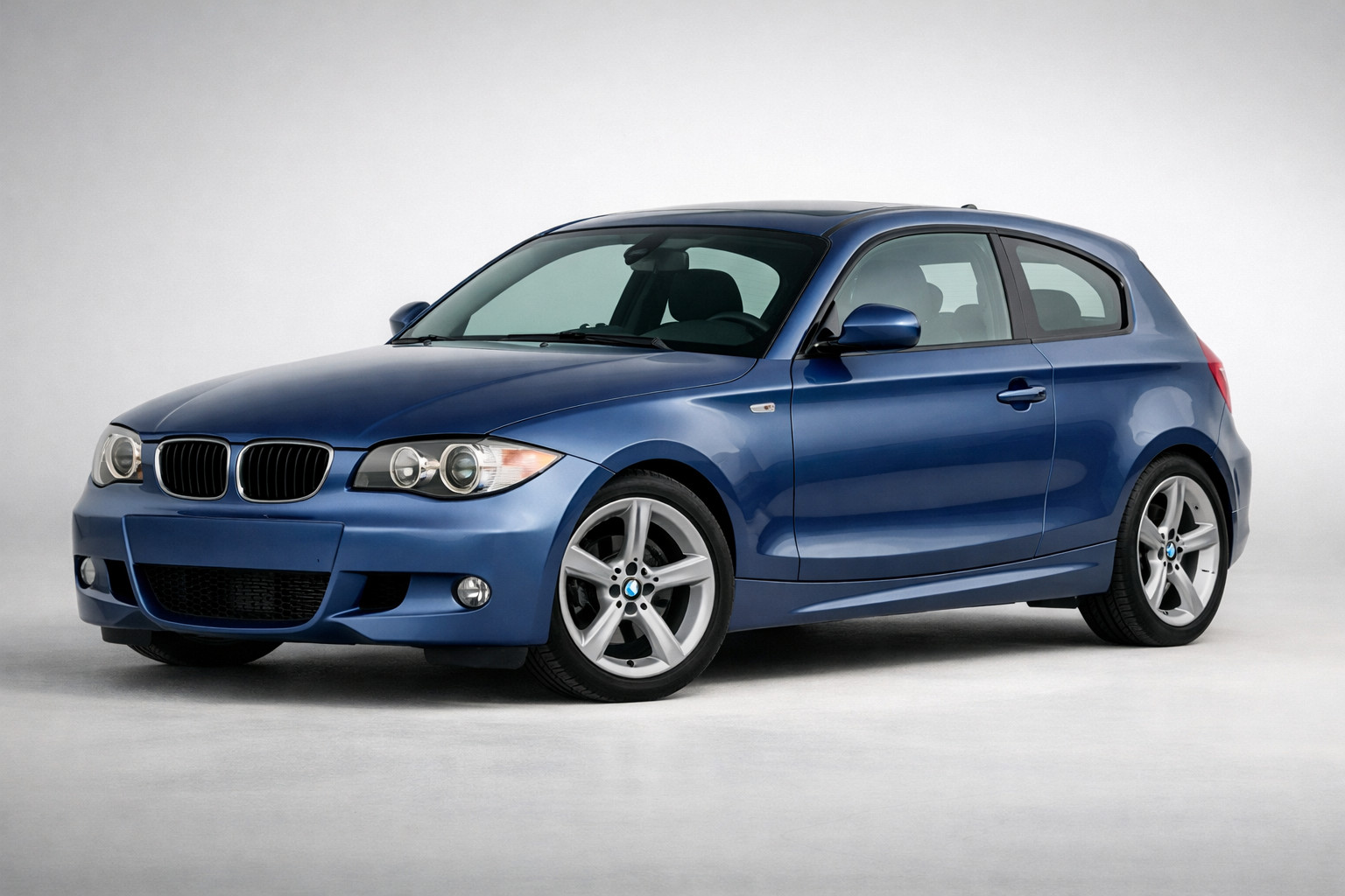 Обзор BMW 1 серия E81/E82/E87/E88 (2004-2011): компактная BMW с характером