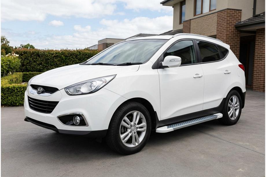 Hyundai IX-35 2010-2015 гг. Боковые Подножки Allmond White (2 шт., Алюминий) Image