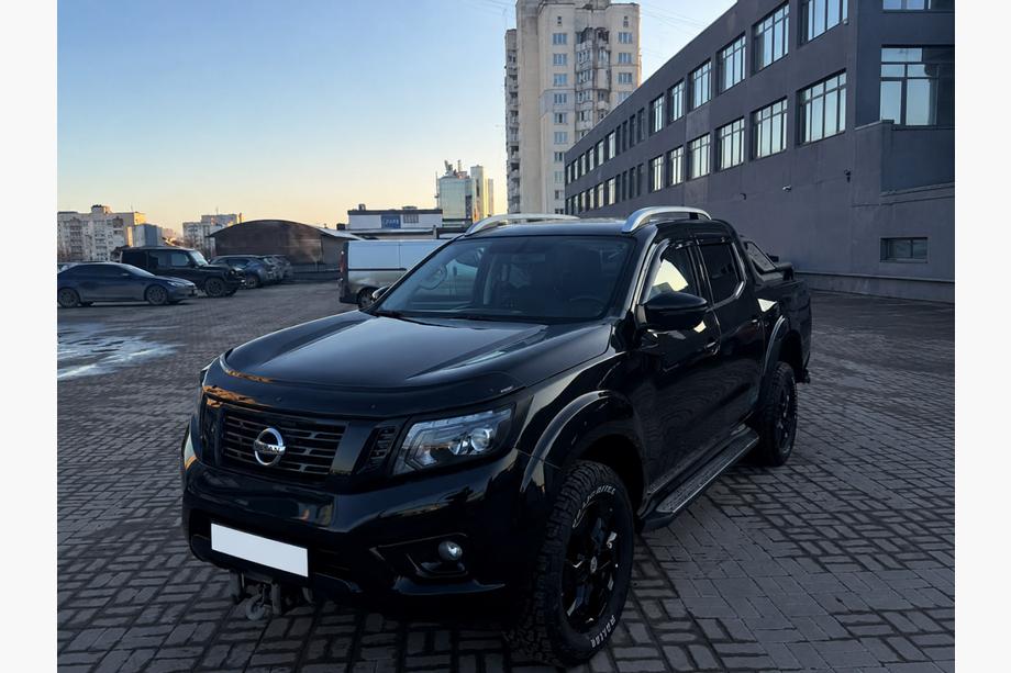 Nissan Navara/NP300 2016- гг. Рейлинги на крышу OEM серые (ABS-пластик, установка на клей) Фото 1