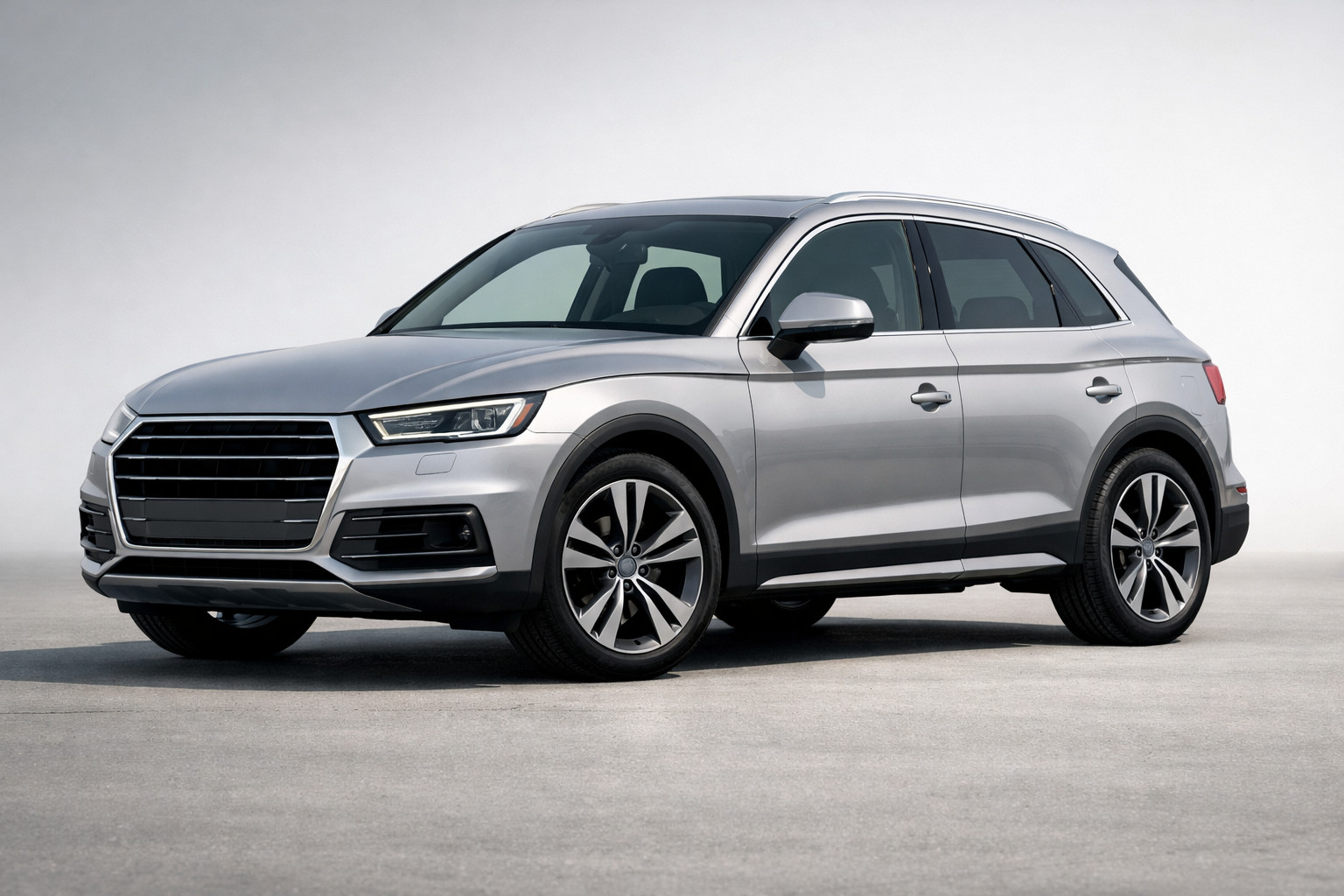 Обзор Audi Q5 2017–2025: премиум-кроссовер без лишнего театра