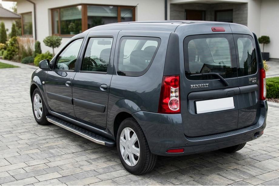 Renault Logan MCV 2005-2013 гг. Боковые Подножки BlackLine (2 шт, Алюминий) Image