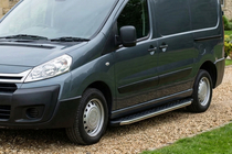 Citroen Jumpy 2007–2017 гг. Боковые Подножки BlackLine (2 шт, Алюминий) Короткая База фото 1
