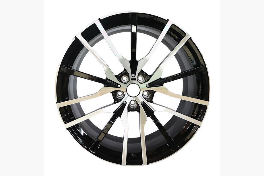 BMW Кованые диски DH-Style V8 R24 Image