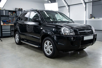 Hyundai Tucson JM 2004- гг. Боковые Подножки BlackLine (2 шт, Алюминий) фото 1