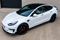 Tesla Model S 2012– гг. Накладки на противотуманки Fast (для 2021+) фото 3