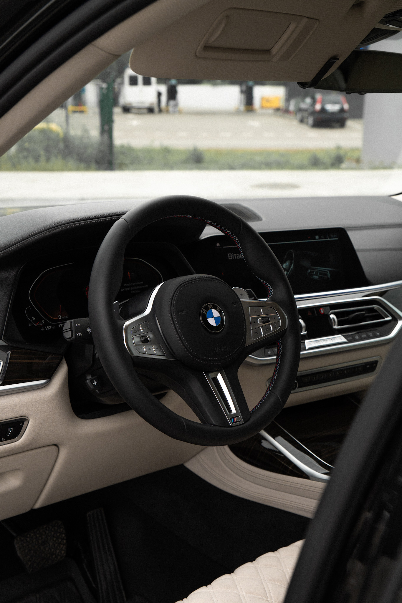 Из стандартной BMW X7 G07 в M-Sport: выполненные работы и результат