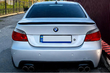 BMW E60: установка спойлера в стиле M5 фото 3