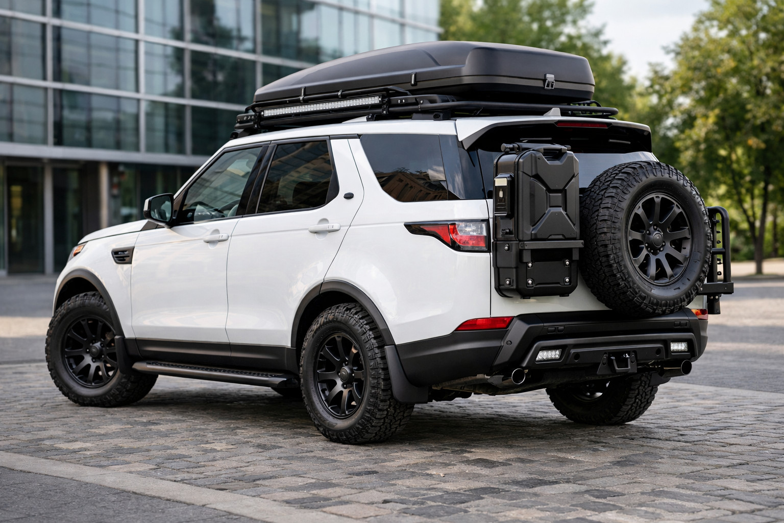 Пакет доработок Land Rover Discovery 5 после покупки для города и путешествий