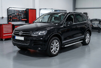 Volkswagen Touareg 2010-2018 гг. Боковые Подножки Shining V1 (2 шт., Алюминий) фото 1