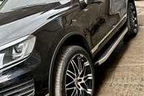 Volkswagen Touareg 2002–2010 гг. Боковые Подножки BlackLine (2 шт, Алюминий) фото 8