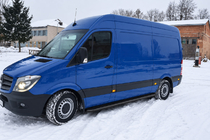Volkswagen Crafter 2006-2016 гг. Боковые пороги Premium Black (2 шт., нерж. сталь) d60, средняя база фото 2