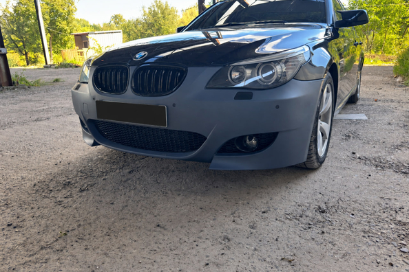 Тюнинг BMW E60/E61: установка переднего бампера M5