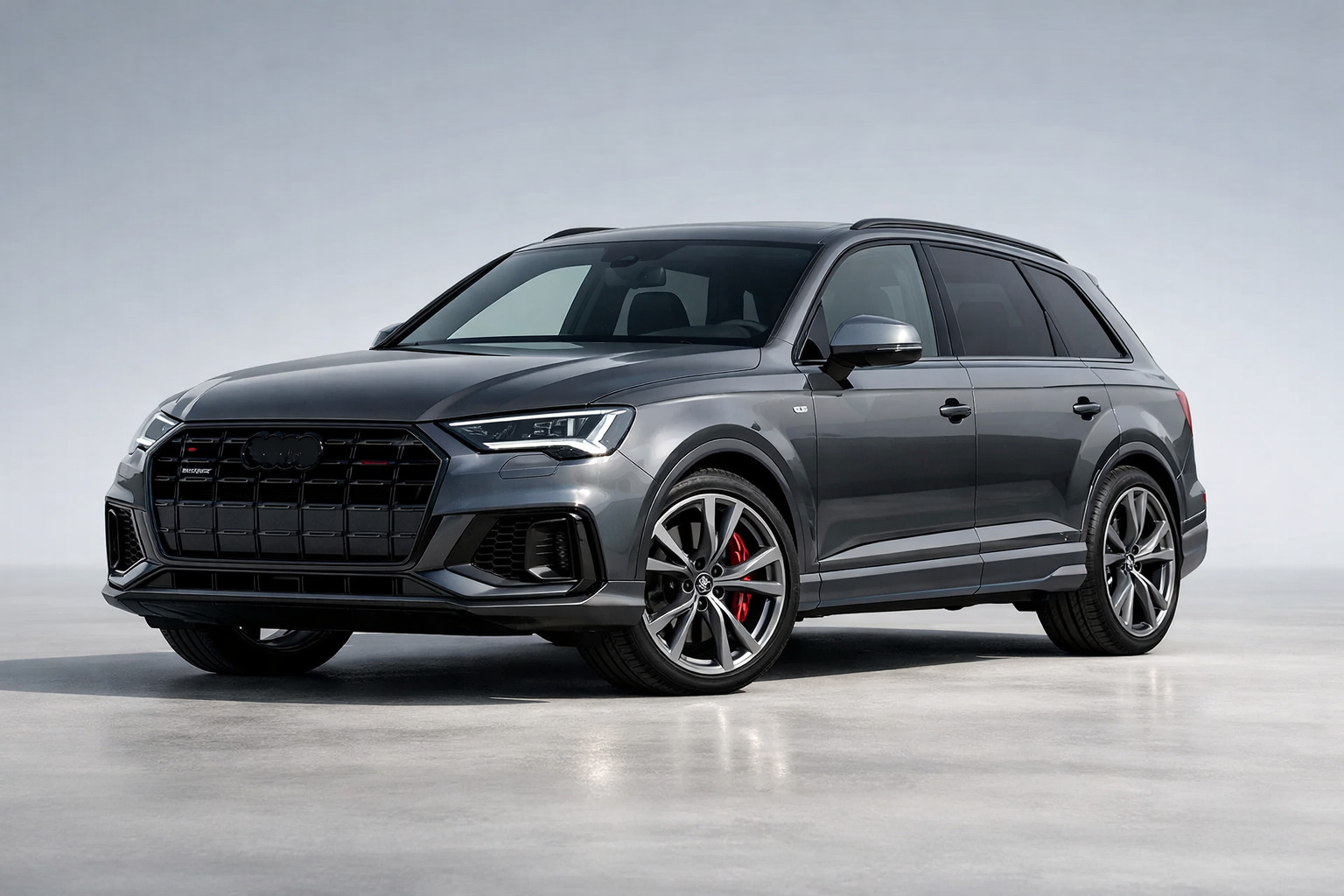 Обзор Audi SQ7 facelift 2024: спортивный премиальный SUV