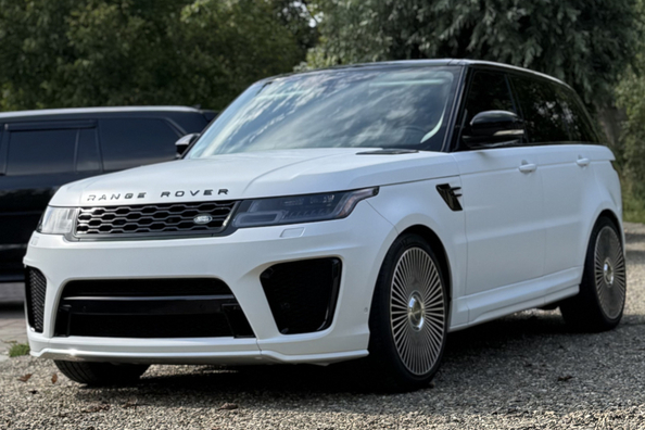 Range Rover Sport L494 2018–2022: установка обвеса SVR — наши работы фото 17