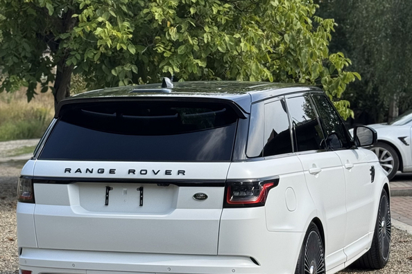 Range Rover Sport L494 2018–2022: установка обвеса SVR — наши работы фото 14