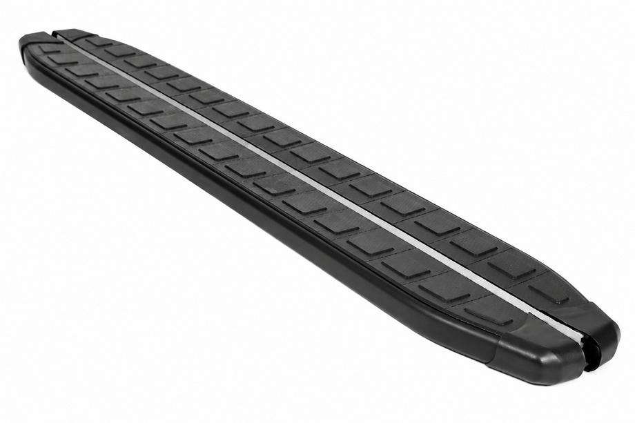 Man TGE 2017- гг. Боковые Подножки Fullmond Black (2 шт., Алюминий) Image