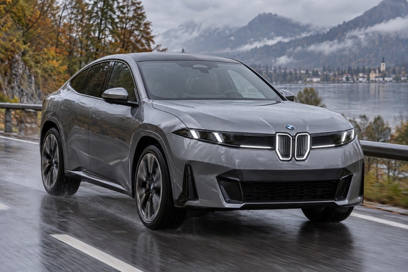 BMW iX4 (2027): электрический купе-кроссовер Neue Klasse, запас хода до 828 км и производство в Дебрецене фото 2