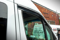 Mercedes Sprinter W906 2006–2018 гг. Накладные ветровики (2 шт, Sunplex Sport) фото 8