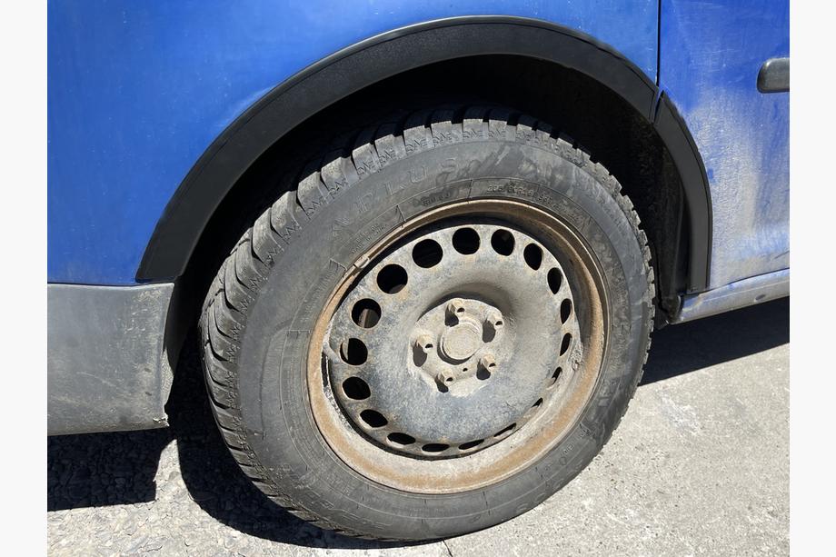 Volkswagen Caddy 2004-2010 гг. Расширители арок (черный мат) Короткая база, 2 сдвижные двери (металл) Фото 12