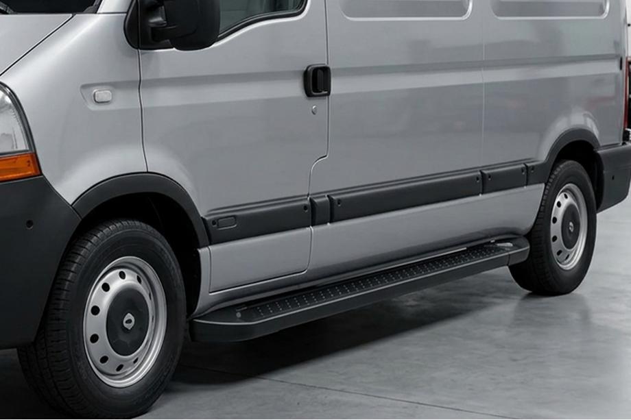 Nissan Interstar 2002-2010 гг. Боковые Подножки Allmond Black (2 шт., Алюминий) Image
