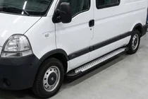 Nissan Interstar 2002-2010 гг. Боковые пороги Allmond (2 шт., алюминий) фото 1