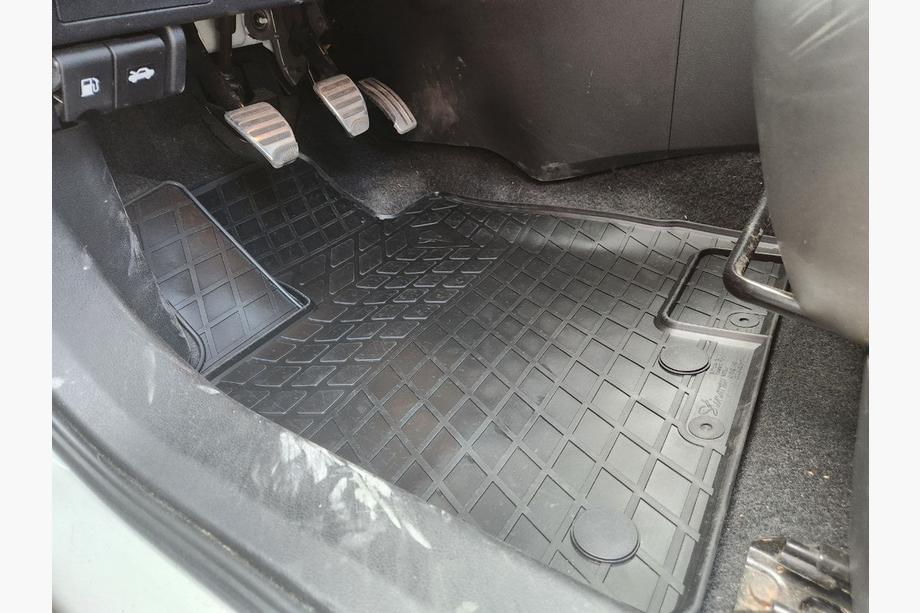 Nissan Qashqai 2010-2014 гг. Резиновые коврики (4 шт, Stingray Premium) Image