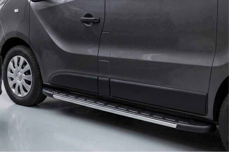 Opel Vivaro 2015-2019 гг. Боковые Подножки Duru (2 шт., Алюминий) Image