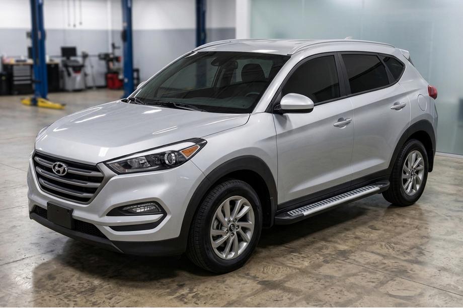 Hyundai Tucson TL 2016-2021 гг. Боковые Подножки Line (2 шт., Алюминий) Image