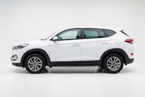 Hyundai Tucson TL 2016-2021 гг. Боковые Подножки BlackLine (2 шт., Алюминий) фото 1