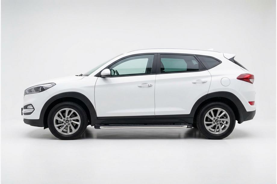 Hyundai Tucson TL 2016-2021 гг. Боковые Подножки BlackLine (2 шт., Алюминий) Image