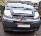 Renault Trafic 2001–2015 гг. Зимняя накладка на решетку радиатора фото 1