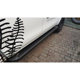 Боковые Подножки Allmond Black (2 шт., Алюминий) Toyota Hilux 2015- гг. фото 4