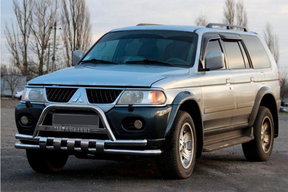 Mitsubishi Pajero Sport 1996-2007 гг. Передняя защита ST015↗WT (нержавейка) Image