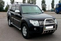 Mitsubishi Pajero Wagon IV 2006-2021 гг. Кенгурятник QT007 (нержавейка) фото 3