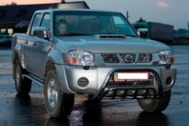 Nissan NP300 1999-2015 гг. Кенгурятник WT002 (Нержавейка) фото 3