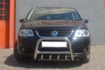 Volkswagen Touran 2003-2010 гг. Кенгурятник QT006 (нержавейка) фото 2