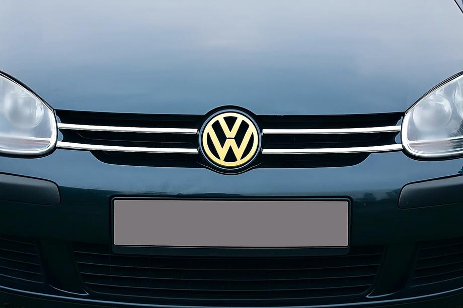 Volkswagen Golf 6 2008-2014 гг. Накладки на решетку радиатора (4 шт, нержавейка) Image