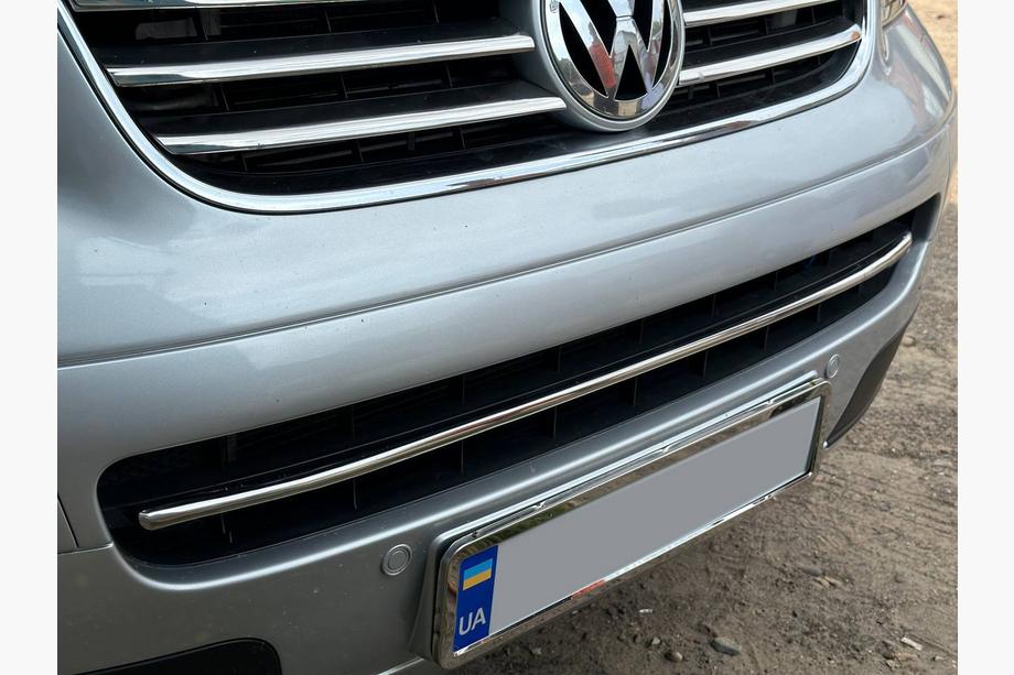 Volkswagen T5 Multivan 2003–2010 гг. Накладка на нижнюю решетку радиатора (нержавейка) Carmos - Турецкая Нержавеющая Сталь Image