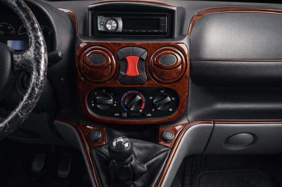 Fiat Doblo I 2001-2005 гг. Накладки на Панель Приборов Алюминий Image