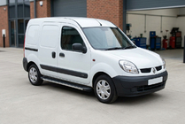 Renault Kangoo 1998-2008 гг. Боковые Подножки Maya V1 (2 шт., Алюминий) фото 1