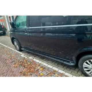 Боковые Подножки Allmond Black (2 шт., Алюминий) Volkswagen T6 2015-2024 гг. фото 4