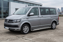 Volkswagen T6 2015-2024 гг. Боковые Подножки Maydos V2 (2 шт., нержавейка) Только для короткой базы фото 1