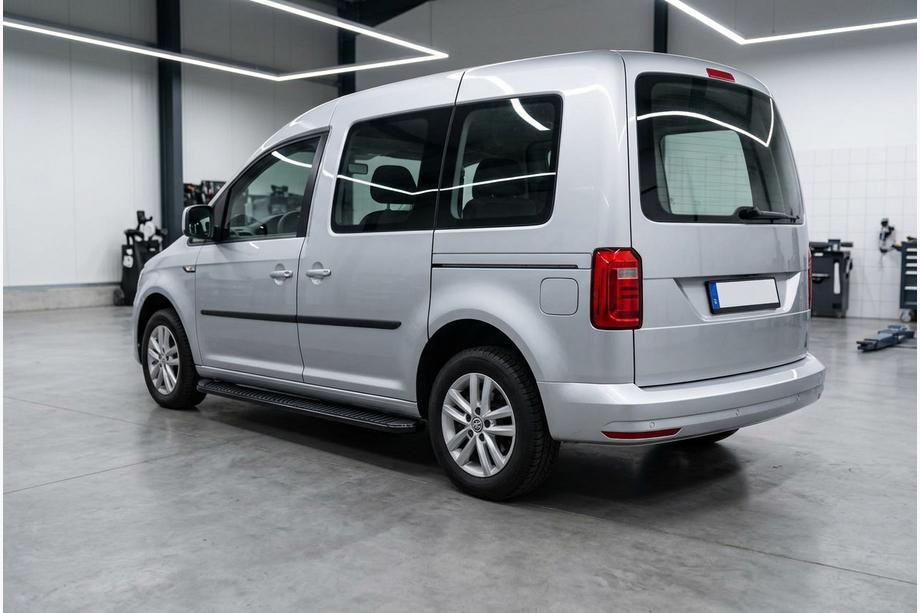 Volkswagen Caddy 2015-2020 гг. Боковые Подножки Tayga Black (2 шт., Алюминий) Image
