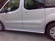 Citroen Berlingo 1996-2008 гг. Боковые трубы (2 шт., нержавейка) Ø70, с пластиковыми накладками фото 2