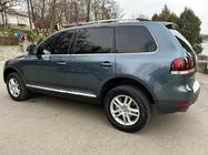 Volkswagen Touareg 2002–2010 гг. Хромированные Рейлинги (Пластиковые Ножки) Металлическая ножка фото 2
