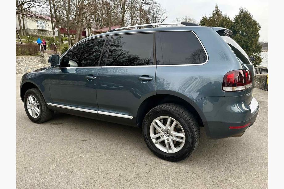 Volkswagen Touareg 2002–2010 гг. Хромированные Рейлинги (Пластиковые Ножки) Фото 2
