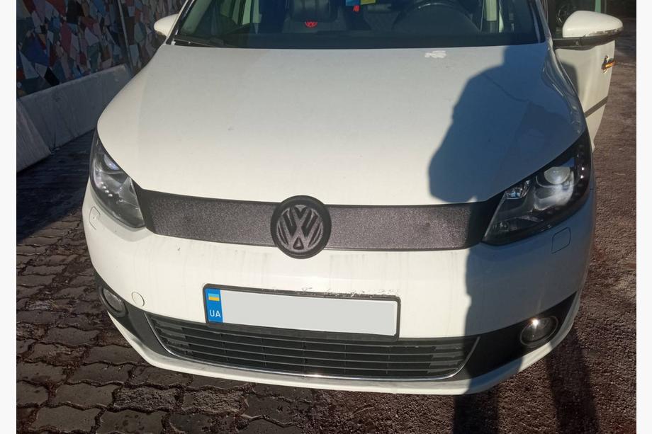 Volkswagen Caddy 2010-2015 гг. Зимняя накладка на решетку радиатора (верхняя) Матовый Image