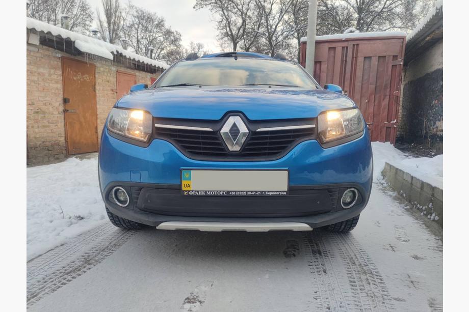 Renault Logan II 2013-2022 гг. Зимняя нижняя накладка на решетку радиатора (2013-2015) Матовый Фото 6