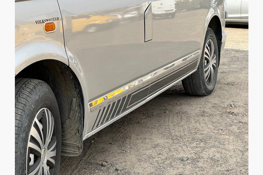 Volkswagen T5 Multivan 2003–2010 гг. Молдинги на двери Нержавейка Хром 1 дверь, Короткая, Carmos - турецкая сталь Фото 12